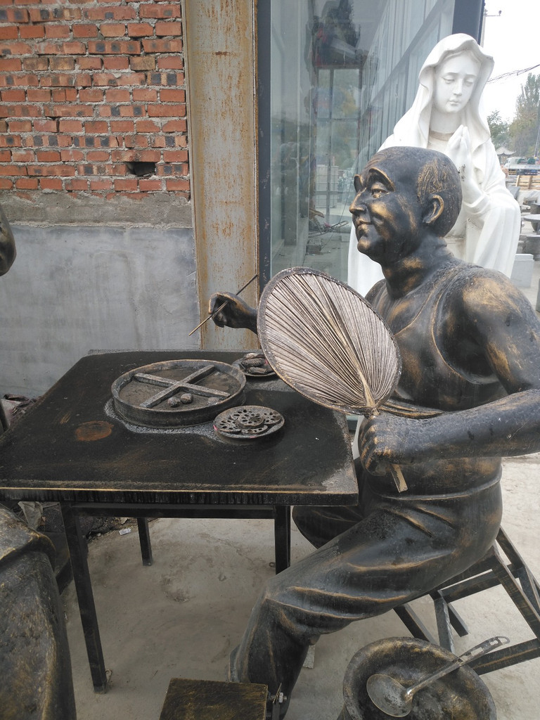 玻璃钢雕塑仿铜人物雕塑老汉吃火锅民俗小吃饭店餐厅门口迎宾摆件